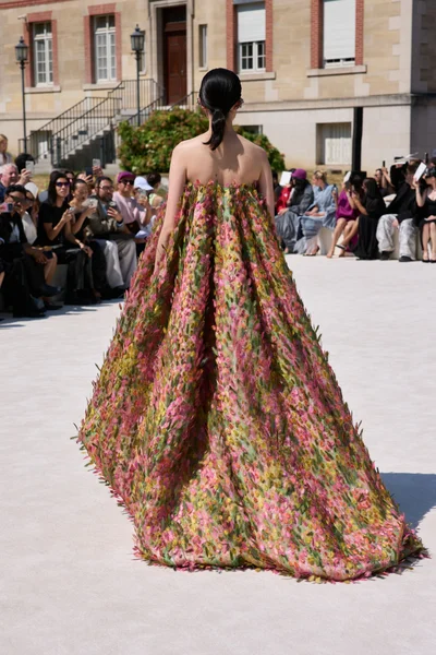 Look 34